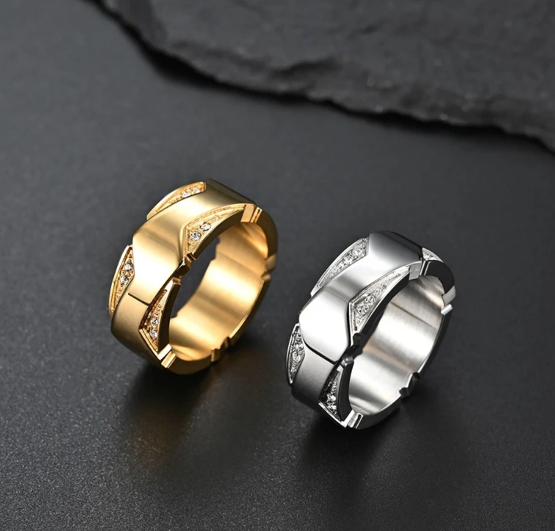 Minimalist Classic Style Solid Color 304 Stainless Steel Plating Inlay Rhinestones 18K Gold Plated Women's Rings