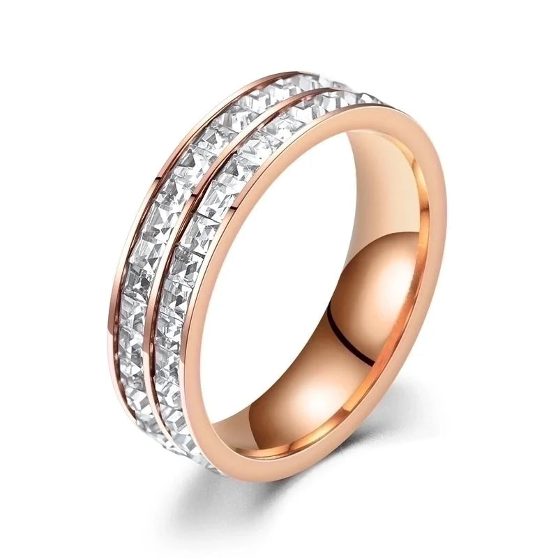 Minimalist Circle Stainless Steel Ring with Rhinestones – Elegant & Durable